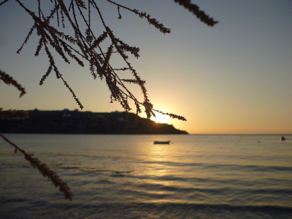Kini Syros Hellas Beach Sunset - iliastz / Pixabay