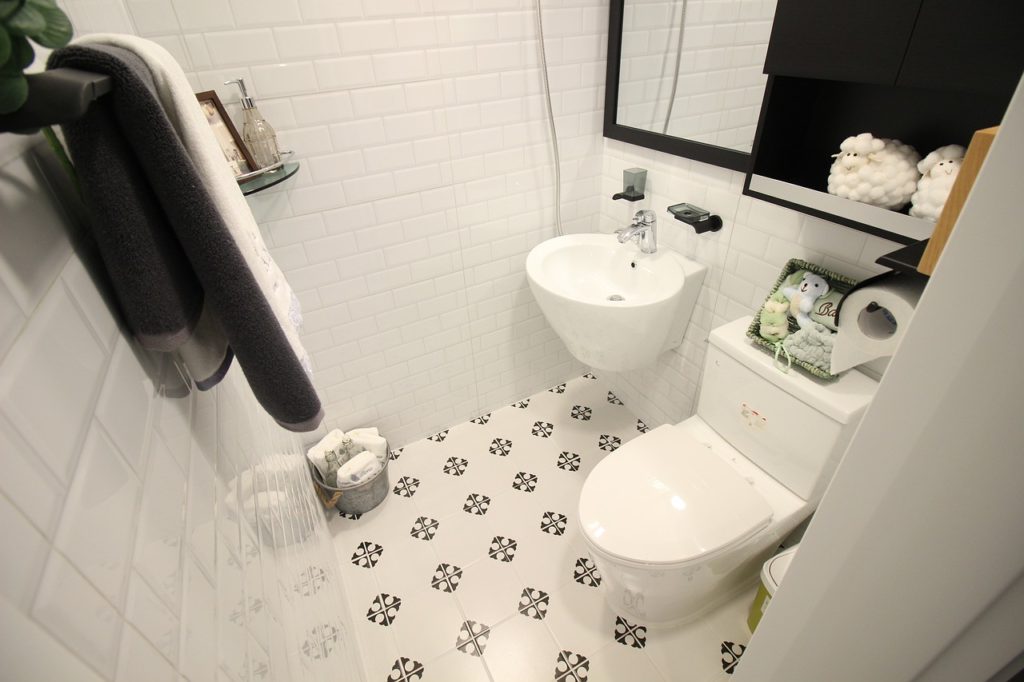 Restroom Wash Basin Seats Water - nolinebrain / Pixabay